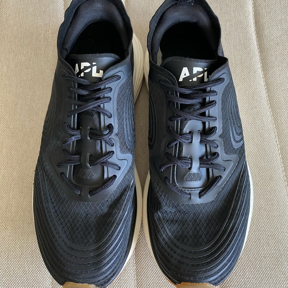 APL women’s 6 Streamline Running Shoe Sneaker W6 - Picture 3 of 3